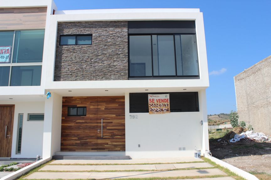 Showcasing the house